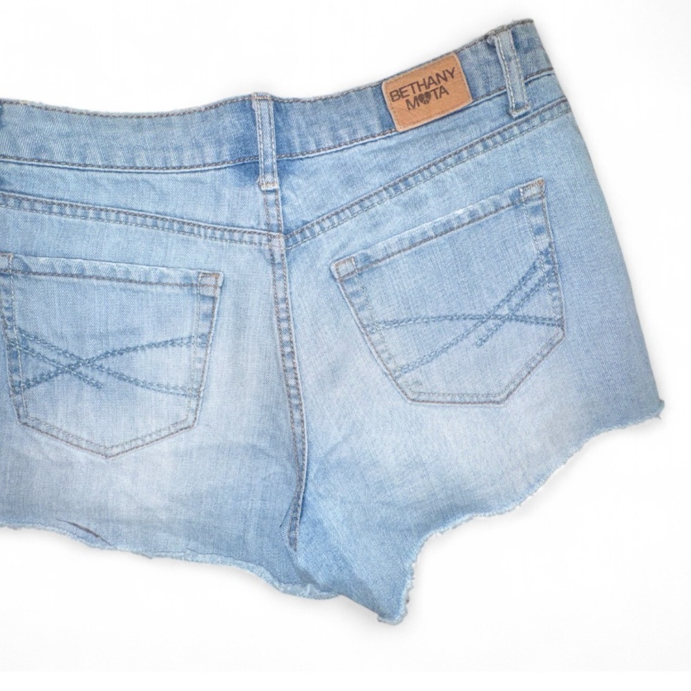 Women's Distressed Denim Shorts - Light Blue - Picture 3 of 5